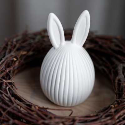 Storefactory Velikonoční dekorace Meja White 14 cm, bílá barva, keramika – Sleviste.cz