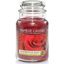 Yankee Candle Raindrops on Roses 623 g