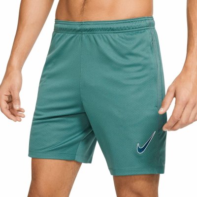 Nike Dri-FIT Strike – Sleviste.cz