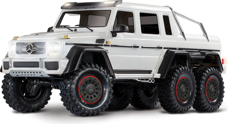 Traxxas TRX-6 Mercedes G 63 6x6 TQi RTR bílá 1:10