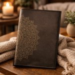 Obal na knihu z ECO kůže MANDALA - hnědá Rozměr: 22,5 x 33 cm, Text uvnitř: Bez gravírování uvnitř – Hledejceny.cz