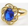 Prsteny Klenoty Budín Mohutný zlatý prsten s velkým s modrým safírem HK1083