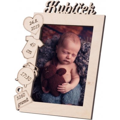 ČistéDřevo Dřevěný fotorámeček se jménem k narození dítěte 13 x 18 cm – Zboží Živě