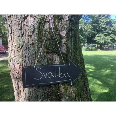 Svatba-eshop Směrová šipka oboustranná k popisu s provázkem - cedule na svatební značení – Zboží Dáma