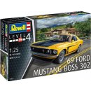 Revell 2013 Ford Mustang Boss 302Plastic Model Kit 07652 1:25