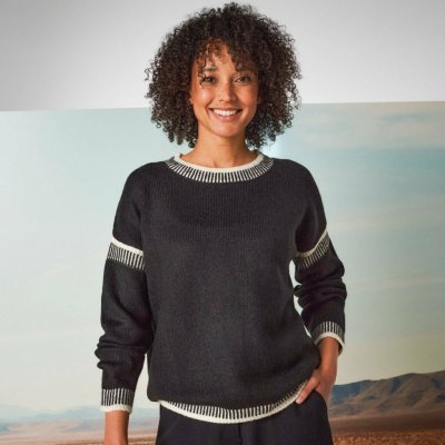 Pulovr s kulatým výstřihem a žakárovým vzorem černá režná – Zbozi.Blesk.cz