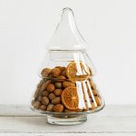 HOMLA Skleněná dóza 26 cm ve tvaru stromku S – Sleviste.cz