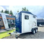 CHEVAL LIBERTE Touring Jumping XL – přívěs pro 2 velké koně se sedlovnou, modrý