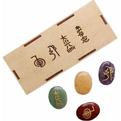 Nefertitis Reiki sada kamenů se symboly Reiki v dřevěné krabičce NF7683 - 4 x cca 3,8 cm