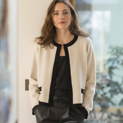 Krátký dvoubarevný kardigan z úpletu režná černá – Zboží Mobilmania