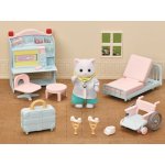 Sylvanian Families ® Country doktor hrací sada s figurkou – Sleviste.cz