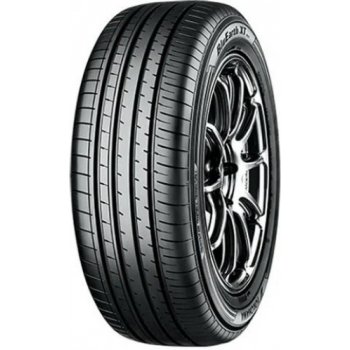 Yokohama Bluearth XT AE61 235/55 R17 99H