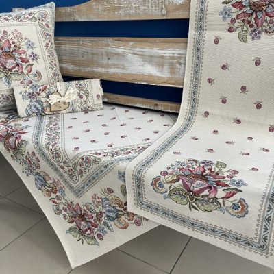 Tegatex Gobelínový ubrus okrasné květy folklor 40x100 cm – Hledejceny.cz