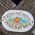 V.Randák Vítací cedulka - V zájmu naší rodiny zmizte do půl hodiny – Sleviste.cz