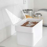 YAMAZAKI Zásobník na krmení Tower 5611 6 l – Zboží Dáma