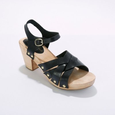 Kožené sandály s nýtky a dřevěným podpatkem černá – Zboží Mobilmania
