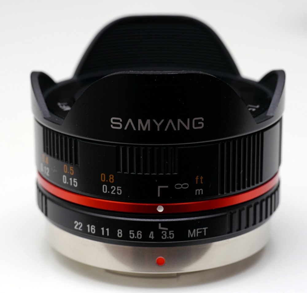 Samyang MF 7,5mm f/3,5