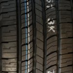 Kumho Road Venture APT KL51 235/60 R18 103V