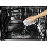 Electrolux M2GCP120 Clean and Care 3v1 pro myčky/pračky 12 ks – HobbyKompas.cz