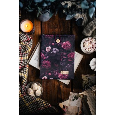 Látkový obal na knihy booksleeve Tmavé růže – Zboží Dáma