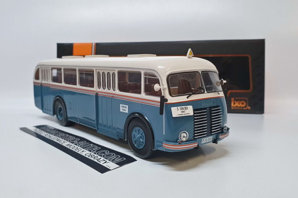 Ixo-models Škoda 706 Ro Autobus 1947 Modrá Bílá 1:43