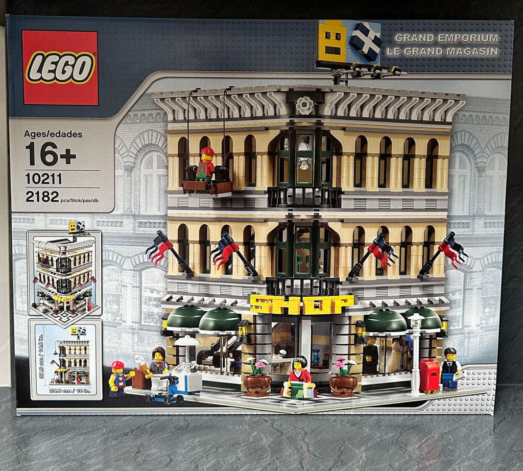 LEGO® Exclusive 10211 Grand Emporium