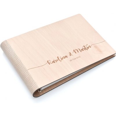 Dřevěné svatební fotoalbum se jmény | Woodenmoment.cz Velikost: A4, Typ vazby: Šroubovaná vazba, Barva papírů: Bílé – Sleviste.cz
