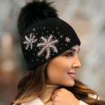 Krumlovanka dámská čepice s bambulí W-0068/018 černá – Hledejceny.cz