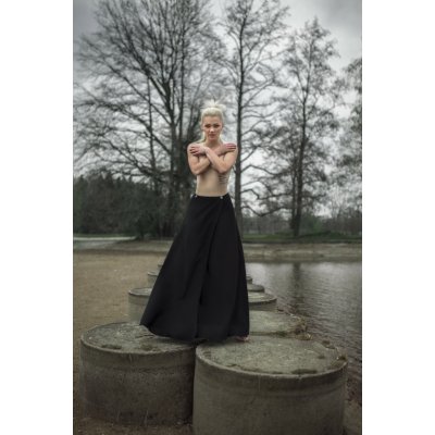 Manon dlouhá zavinovací sukně Hell černá – Zboží Mobilmania