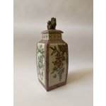 PORCELÁNOVÁ VÁZA S VÍKEM - PTACTVO S KVĚTY – Hledejceny.cz