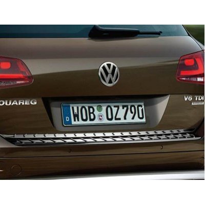 Volkswagen Touareg II (2011 - 2018) ochranná lišta na zadní výklopné dveře  - originál 7P0071360 — Heureka.cz