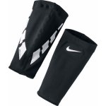 Nike Guard Lock Elite Sleeve – Zbozi.Blesk.cz
