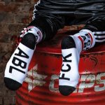 Sk8erboy bílé bavlněné ponožky s kapsičkou – Sleviste.cz