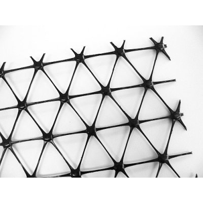 Tuhá trojosá monolitická geomříž – Tensar TriAx TX160 - otvor 40/40 mm - 4×25 m [100 m²] – Hledejceny.cz