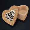 mísa a miska Amadea Dřevěná krabička ve tvaru srdce masivní dřevo s vkladem z topolové překližky 8 x 8 x 3 cm