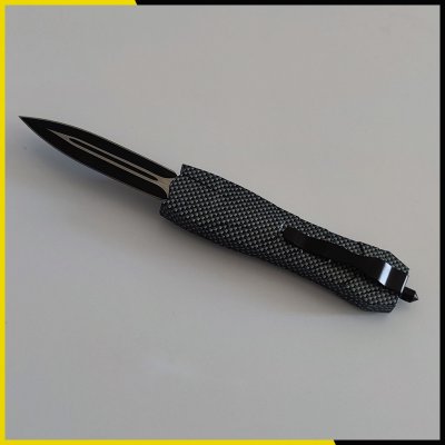 Nazar-Shop s.r.o. Vystřelovací nůž | Carbon – Zboží Mobilmania