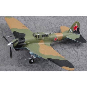 Easy Model Iljušin Il 2M3 Šturmovik 24 sovětské letectvo bílá 1:72