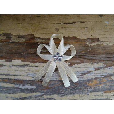 Svatební vývazek - smetanová vanilka 02 – Sleviste.cz