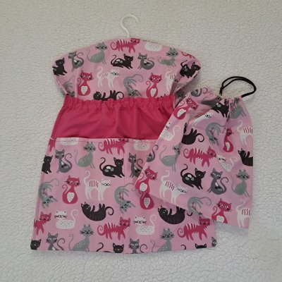 Pro útulný domov Kapsář do školky Kočky na růžové – Zboží Dáma