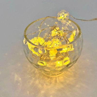 DecoLED DecoLED LED světelný řetěz na baterie s vločkami 20 diod 2,3 m – Hledejceny.cz