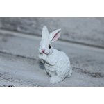 Sedící králíček – Hledejceny.cz