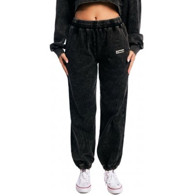 GymBeam Dámské tepláky Aura Washed Black – Sleviste.cz