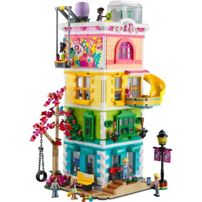 LEGO® Friends 41748 Komunitní centrum v městečku Heartlake – Zboží Mobilmania