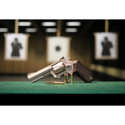 Střelnice Walzel Střelba z revolveru 357 Magnum