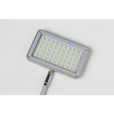 Nástěnné LED osvětlení 50 stříbrné – Zboží Dáma