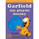 Jim Davis Garfield žije plnými doušky CZE KNI