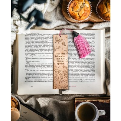 Dřevěná záložka: Still into fairytales - buk – Hledejceny.cz