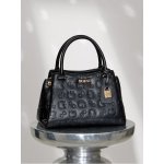 Guess dámská kabelka Harleston černá – Zbozi.Blesk.cz