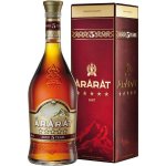 Ararat 5y 40% 0,7 l (holá láhev) – Hledejceny.cz
