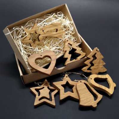 AMADEA Vánoční set 8 dřevěných ozdob z masivu krabička – Zbozi.Blesk.cz